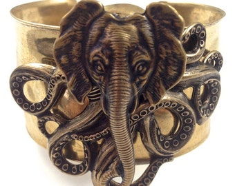 Bransoletka mankietowa w stylu steampunk „Octophant” z motywem ośmiornicy i słonia, kute złoto vintage, ręcznie robione w USA, bezpłatna wysyłka w USA