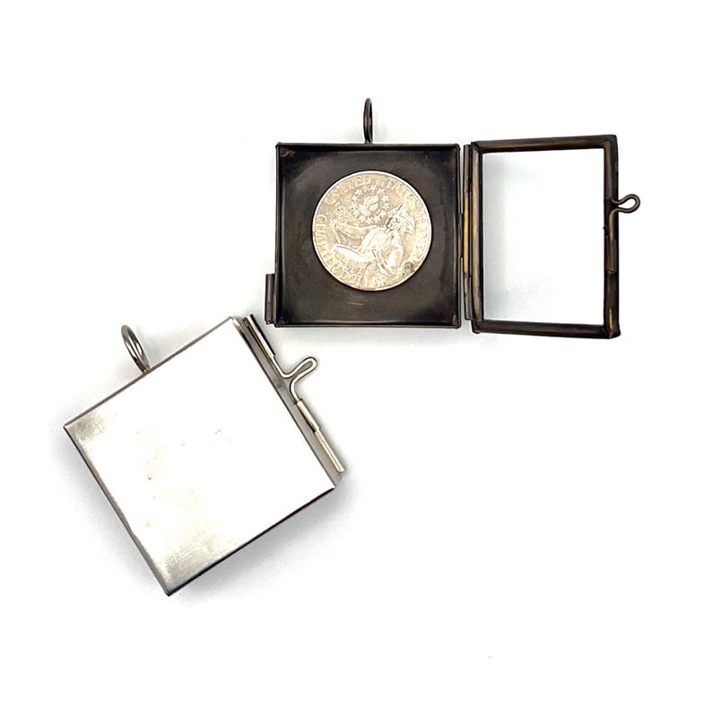 Square Shadow Box Locket Pendant: Antique Gold or Silver, 40mm, Pack of 4 zdjęcie 5