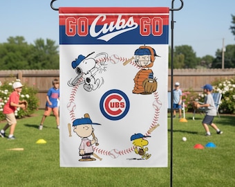 Chicago Cubs Garden Flag – Snoopy Peanuts Baseball Design – Go Cubs Go Outdoor Yard Decor