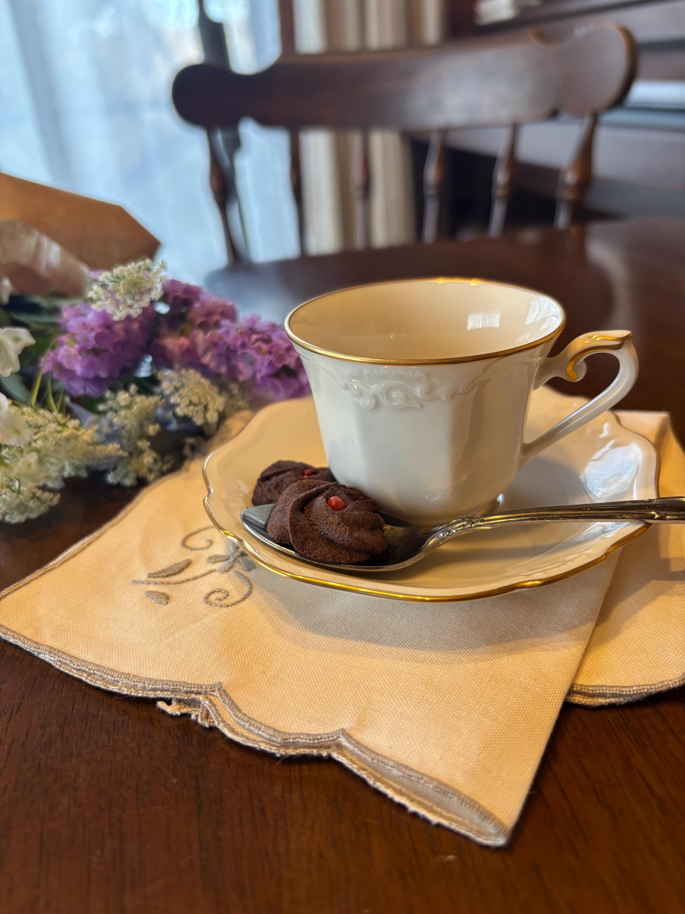 コーヒーカップ3客　Noritake Ivory China Noritake Ivory China SUFFOLK ノリタケ デミタス カップ＆ソーサー