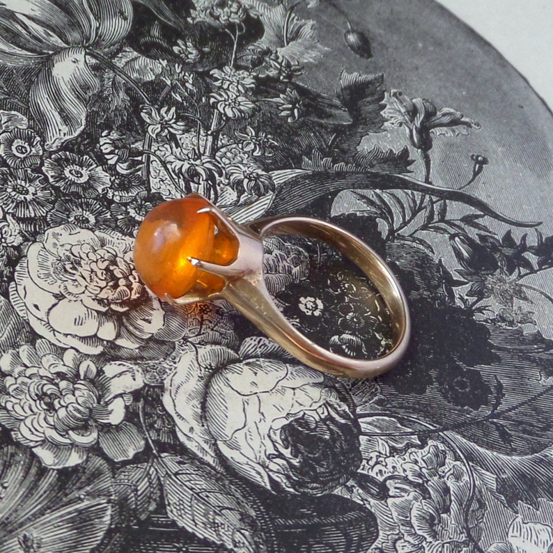 Vintage Fire Opal Ring. 10K Gold. Huge Gumdrop Stone. Size 7.5 image 2