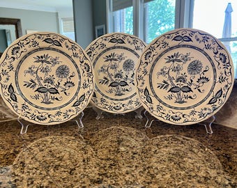 Cavalier Ironstone Blue Onion Style Dinner Plates | Royal China USA | Vintage Replacement Choice