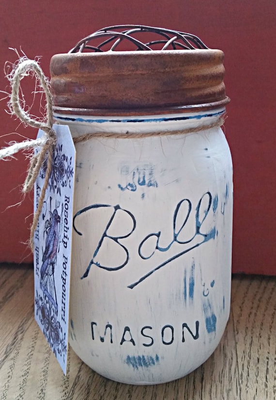 Fresh Bleuberry 16 oz soy wax candle in chalk paint mason jar