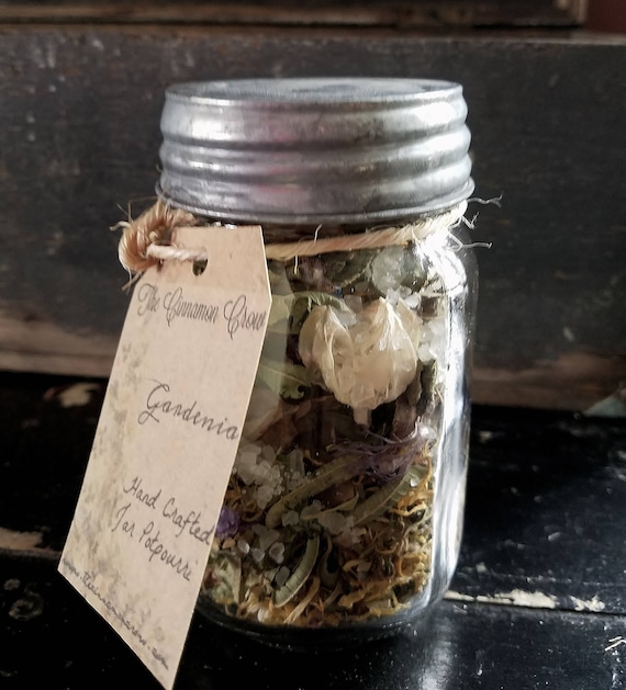 I pint  Hand Crafted Gardenia Jar Potpouri