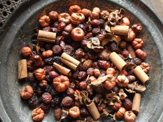 Country Bumpkin Potpourri / Fixins with refresher oil