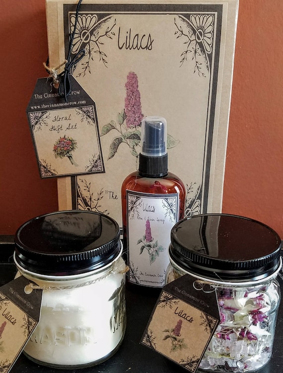 Hand Made Spring Flowers Gift Box ~ Hand Poured Soy wax candle~ Room Spray ~ Jar Potpourri~Lilac