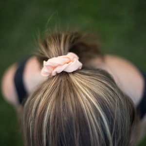 hair scrunchies / four pack
