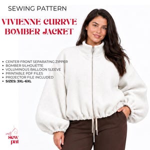 Könnte beinhalten: Eine weiße Bomberjacke mit einem mittigen Reißverschluss, voluminösen Ballonärmeln und einem gerafften Saum. Der Text lautet: SEWING PATTERN VIVIENNE CURRVE BOMBER JACKET, CENTER FRONT SEPARATING ZIPPER, BOMBER SILHOUETTE, VOLUMINOUS BALLOON SLEEVE, PRINTABLE PDF FILES, PROJECTOR FILE INCLUDED, SIZES: 3XL-6XL.