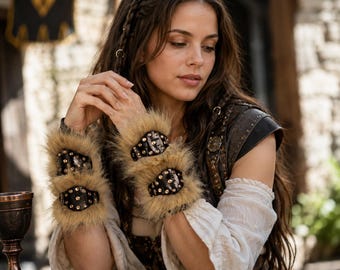 Viking Faux Fur Wrist Guards, Medieval Leather Bracers, Barbarian Arm Armor, Renaissance LARP Cosplay Accessories