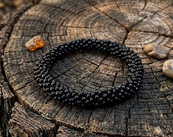 Handmade Black Seed Bead Bracelet – Minimalist Woven Rope Bangle