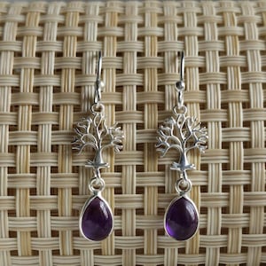 自然をモチーフにしたツリーイヤリング 925シルバー ジェムストーン付き ゴールド仕上げ ステートメントギフト 女性への贈り物