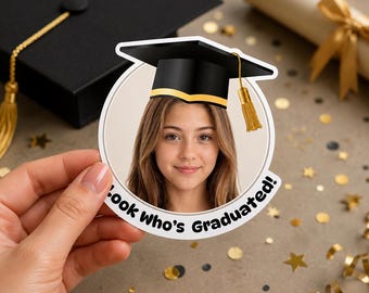 Pegatinas personalizadas para fotos de graduación, etiquetas de vinilo impermeables, recuerdos personalizados para fiestas de graduación de la promoción de 2026.