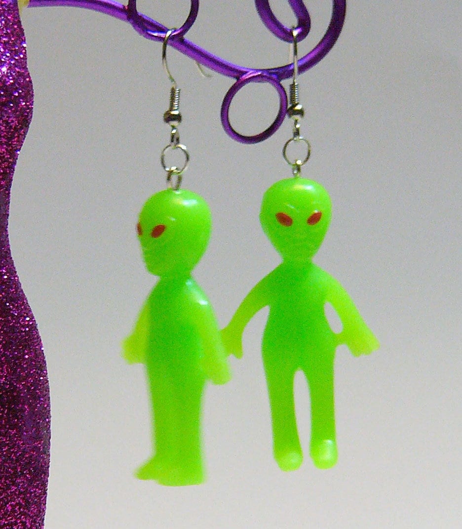 Boucles D'oreilles Alien Lumineuses Fluorescentes - UFO Extraterrestre - Style Pendentif