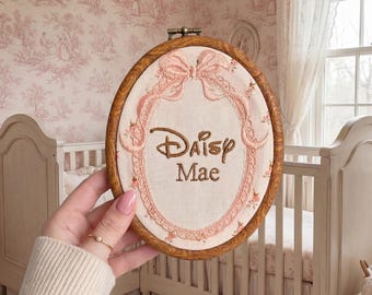 Vintage  Heirloom Embroidered Oval  Baby Name Sign for Girls Nursery| Personalized Announcement Sign Hospital