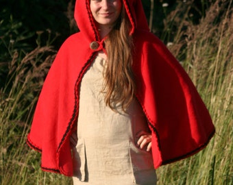 Ready to ship in time for Halloween! Red riding hood cape - red riding hood capelet - red riding hood cloak -  red riding hood costume