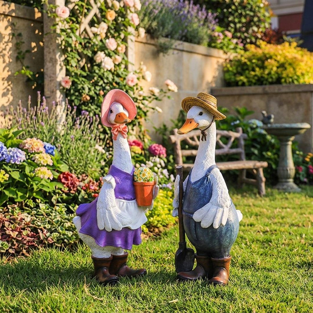Rustic Duck Garden Statues,Whimsical Duck Couple Garden Statue, Resin Outdoor Decor,Cute Farmer Duck Ornament,Perfect Gift for Garden Lovers - Both