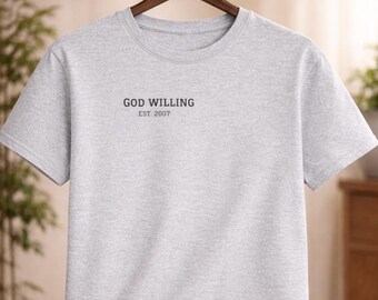 Camiseta infantil "Dios quiere" / diseño de escritura minimalista