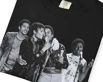 Black and White Vintage Band Photo T-Shirt | Retro Music Tee