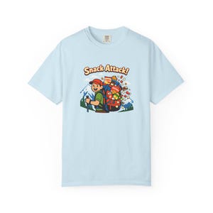 Snack Attack ryggsäcks-T-shirt för vandring | camping-t-shirt med grafik och snacks bild 7