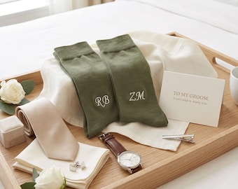 Personalizowane skarpetki dla pana młodego, spersonalizowane skarpetki dla drużbów, haftowane monogramy z bambusa, prezent dla świadka, męskie skarpetki ślubne, akcesoria