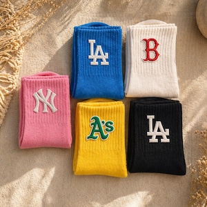 Aangepaste sokken met geborduurd logo, gepersonaliseerde werkplekkleding, clubsokken, op MLB geïnspireerde sokken, sokken NY LA B crew, honkbalsokken