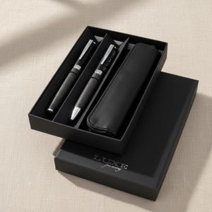 BIC Stifte Set: 2 Kugelschreiber, 1 Federmäppchen, 1 Fineliner, 2