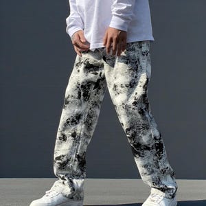 Printed Loose Jeans | Elastic Waist Denim Pants | Streetwear Casual Trousers | Y2K Urban Outfit

printed loose elastic waist denim jeans with streetwear casual outfit and sneakers
