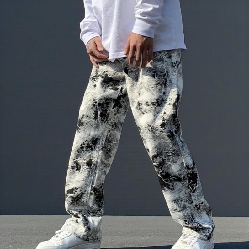 Printed Loose Jeans | Elastic Waist Denim Pants | Streetwear Casual Trousers | Y2K Urban Outfit

printed loose elastic waist denim jeans with streetwear casual outfit and sneakers