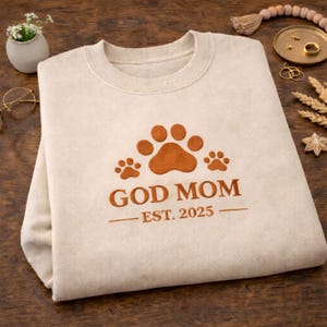 Custom name Dog Mom Sweatshirt Embroidered Paw Pullover Personalized Pet Lover Gift Unisex Cozy Crewneck Est 2025
