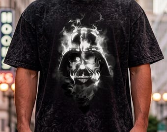 Koszulka z grafiką Dark Phantom Skull Helmet, styl vintage, sprany T-shirt w stylu streetwear