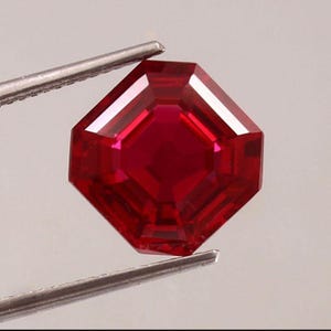 AAA10x10MM クッションカット レッドブラッドルビー ジェムストーン、ジュエリー製作用ルースストーン