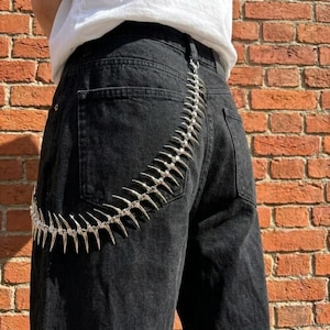 Punkige Totenkopf-Hüftkette aus Metall für Jeans – Silberne Geldbörsenkette, Streetwear-Gürtelkette, Schmuckgürtelschnalle, Schlüsselanhänger-Geldbörse, Gothic-Accessoires
