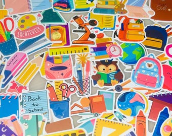 Set de 50 pegatinas escolares: 50 pegatinas para cuadernos y material de aprendizaje | Bolígrafos, globo terráqueo, dibujo - Libros