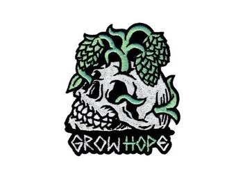 Patch bordado "Grow Hope" - Patch termocolante com caveira e planta, patch gótico com tema da natureza, patch de arte botânica, acessório alternativo para jaqueta.