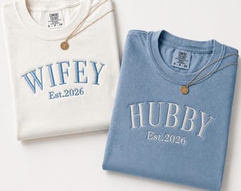 Sudaderas bordadas para esposa y esposo, camisa Comfort Colors con bordado personalizado para compromiso,