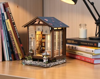 Traditioneel Japans boekenhoekpakket – DIY miniatuur zenkamer-poppenhuis met led-verlichting, houten boekenplank decor cadeau