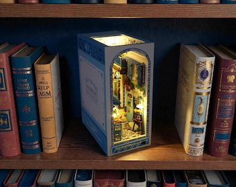 Griekse Street Book Nook Kit – DIY miniatuur geplaveide weg diorama, mediterrane boekenplank invoegen, handgemaakte houten plank decor cadeau