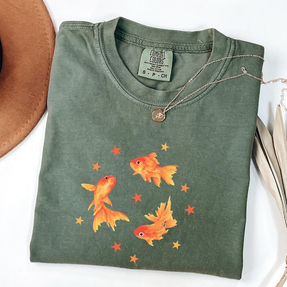 Goldfish T-Shirt,Star Aesthetic,Cute T-Shirt, Beachy Shirt, Grunge Y2K Tee, Cool Vintage Retro T-Shirt Gift, Comfort Colors Unisex T-Shirt