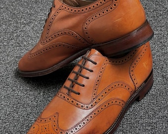 Vintage Men’s Tan Leather Wingtip Brogues, Classic Oxford Dress Shoes for Weddings or Business