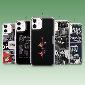 Op de afbeelding: Een verzameling van vijf telefoonhoesjes met Depeche Mode-ontwerpen. De hoesjes tonen albumhoezen, bandfoto's en het logo van de band. Het kleurenpalet omvat zwart, wit, rood en paars, met diverse tekst- en grafische elementen.