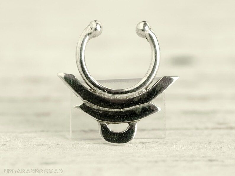 Fake Septum Ring Piercing Nose Ring Body Jewelry Sterling Silver Bohemian Fashion Indian Style 14g Christmas Gift SE020F