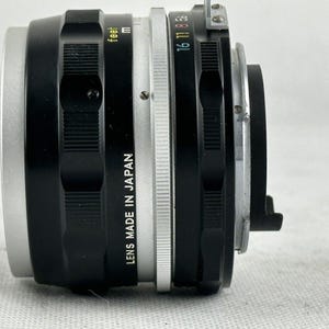 Objetivo Nikon Nikkor-S Auto 35 mm F/2.8 Vintage fabricado en Japón con caja original. imagen 4