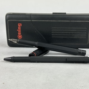 Rotring 600 Newton Fountain Pen & Ballpoint Pen in black color with original case, the pens are not caped