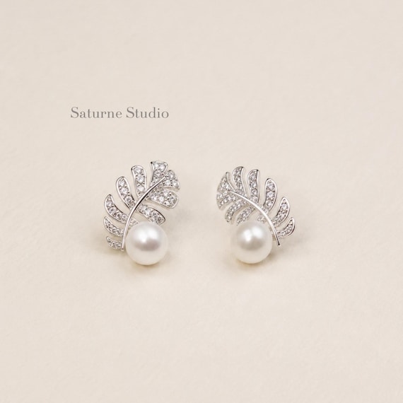 Freshwater Pearl Leaf Bridal Stud Earrings, CZ Crystal Wedding Earrings, Elegant Bride Jewelry, Bridesmaid Gift