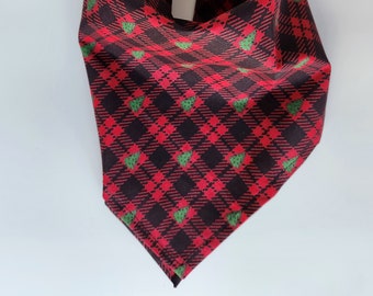 Christmas dog bandana, red plaid dog bandana, Christmas bandana, cat bandana, dog bandana, holiday cat bandana, Christmas dog scarf, bandana