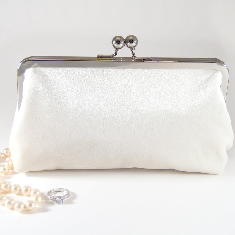 Florence Clutch Ivory