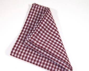 Burgundy Gingham Pocket square, burdeos cheque bolsillo cuadrado, pañuelo ginham burdeos, pañuelo de cheque burdeos, pañuelo ginham