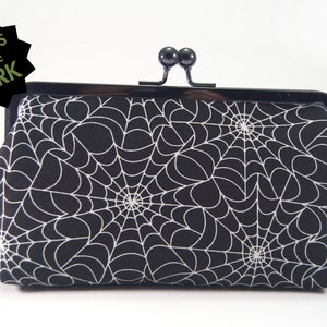 Glow in the Dark spiderweb clutch, halloween purse, glow in the dark purse, spiderweb clutch, spider purse, halloween clutch, kisslock bag