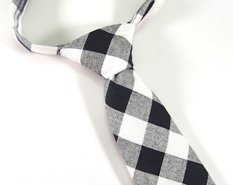 Black & White plaid tie, buffalo check tie, plaid tie, boy's plaid tie, boy's tie, baby tie, toddler tie, christmas tie, black and white tie