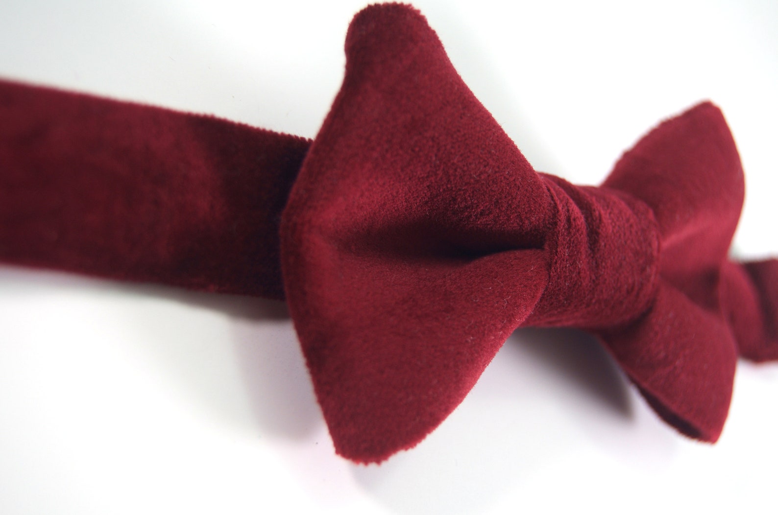burgundy velvet tie
